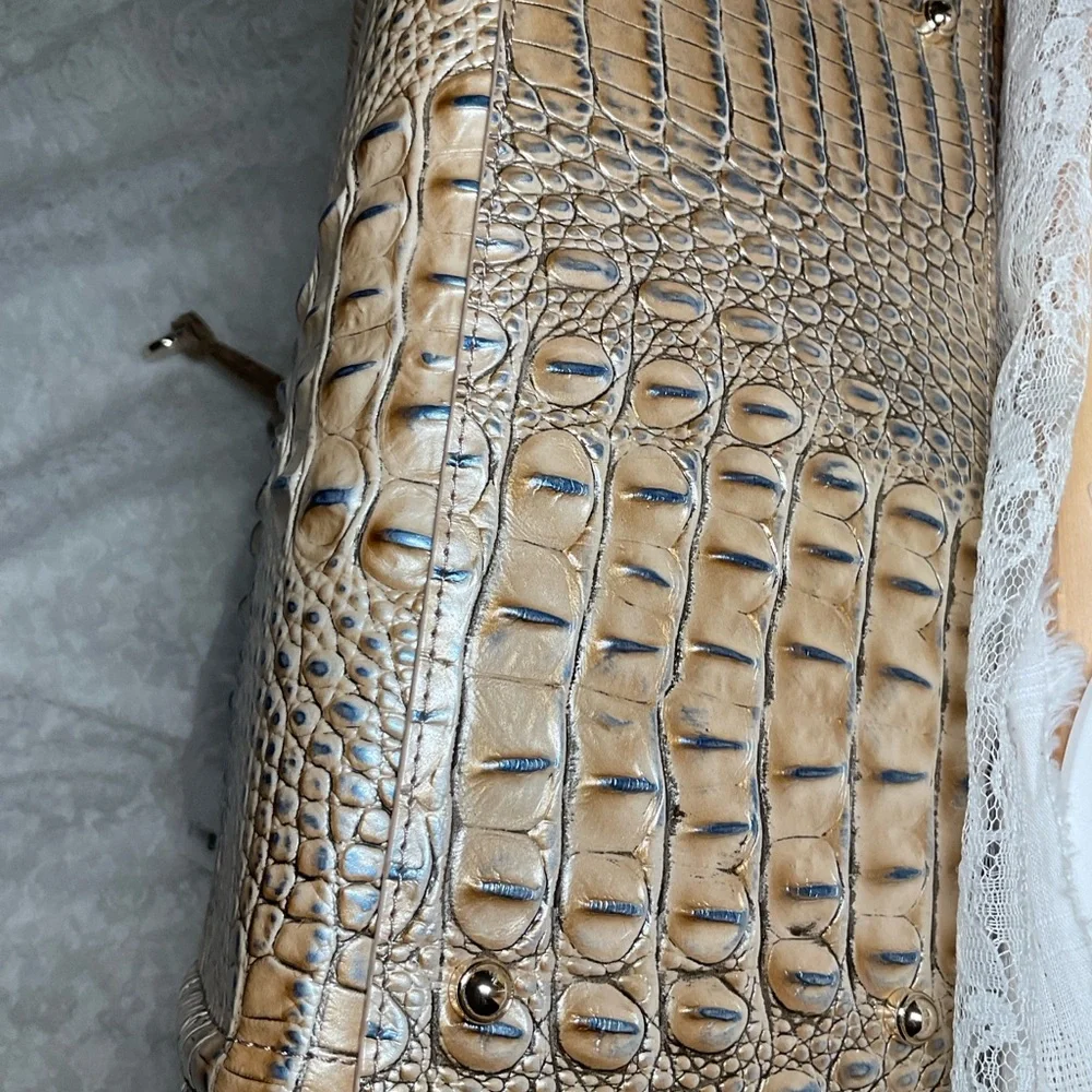 NWT BRAHMIN “stunning” CLIFFSIDE MELBOURNE SM CAROLINE - Picture 4 of 9